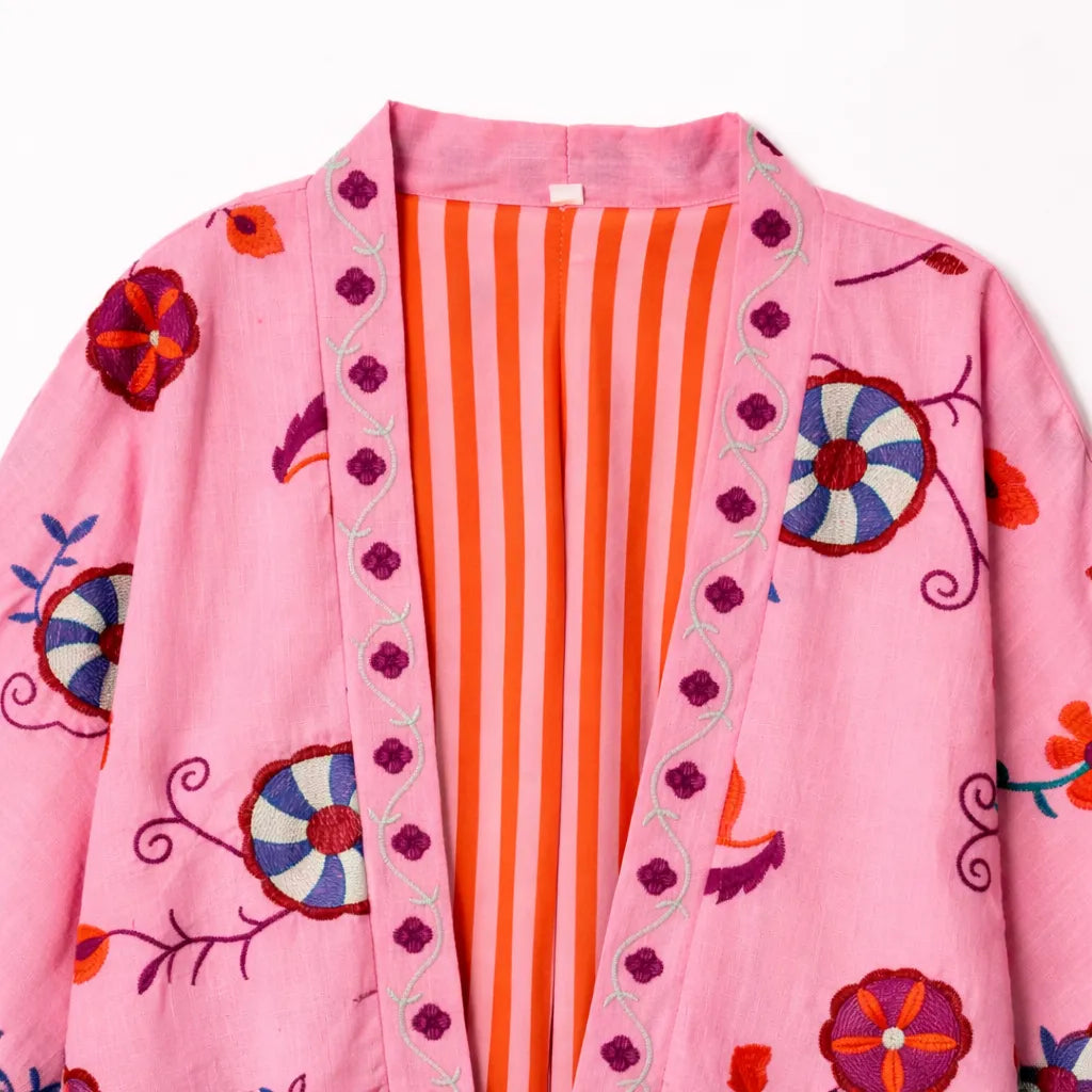Hanoria™ – Kimono femme fluide brodé floral coupe ample
