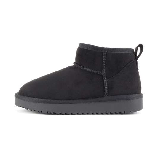 Bottines courtes noires en suédine avec semelle épaisse crantée et doublure chaude