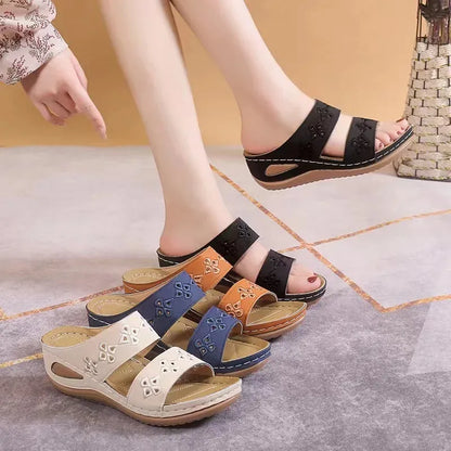 NOIRÉA FLORAL™ | Sandales Plates Noires Femme – Confort Léger Été