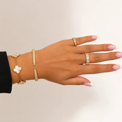 Bracelet Trèfle Ambre Ajustable | Bijou Élégant et Hypoallergénique