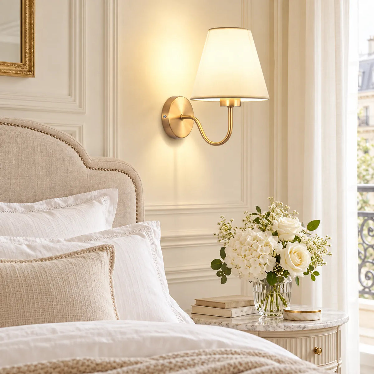 Applique Murale Lumina | Lampe murale moderne à abat-jour tissu, chambre et salon