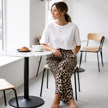 Léona Pantalon fluide large femme – Motif léopard élégant