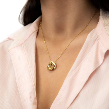 Collier Femme Personnalisé Entrelacés | Collier femme à prénoms gravés en acier inoxydable